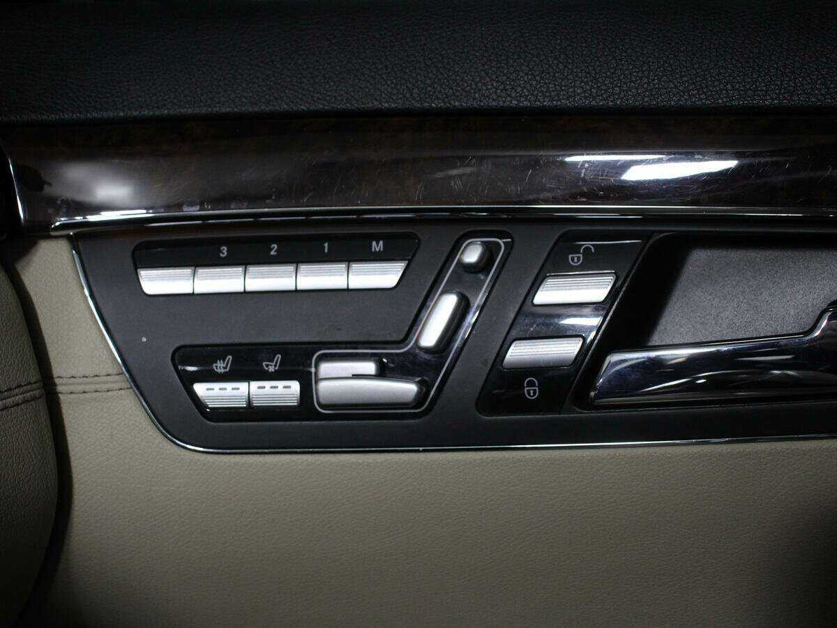 Б/У Мерседес-Бенц С-Класс 2011 года. Фото: #29