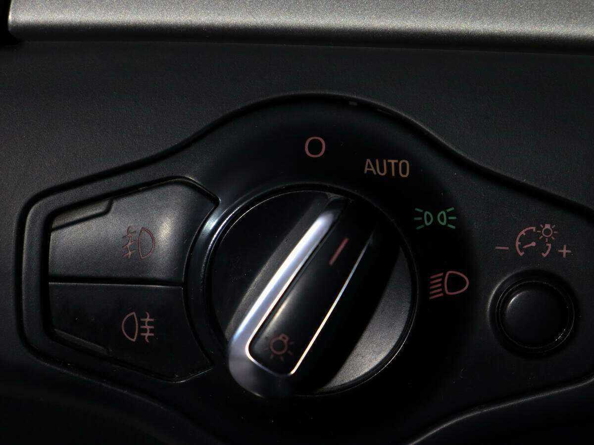 Б/У Ауди А4 2009 года. Фото: #14