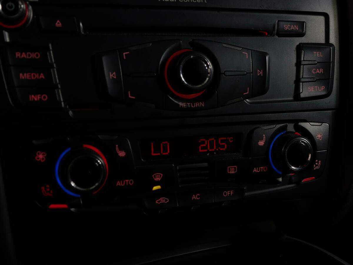 Б/У Ауди А4 2009 года. Фото: #15