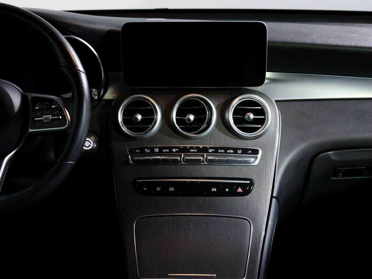 Б/У Мерседес-Бенц ГЛЦ 2020 года. Фото: #10