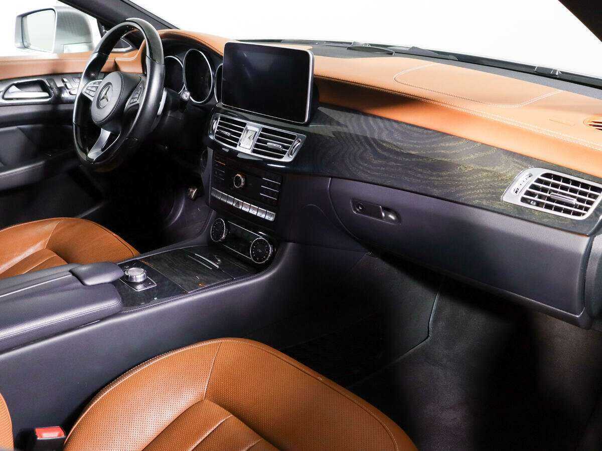 Б/У Мерседес-Бенц ЦЛС 2014 года. Фото: #7