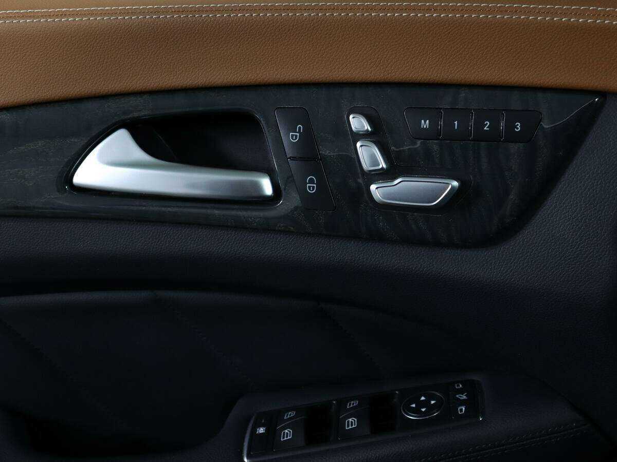 Б/У Мерседес-Бенц ЦЛС 2014 года. Фото: #15