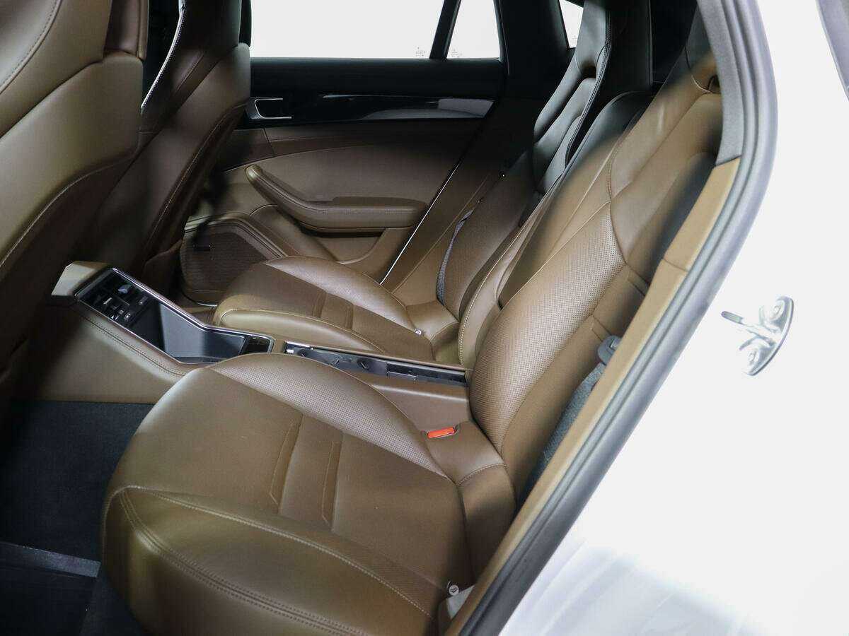 Б/У Порш Панамера 2016 года. Фото: #5