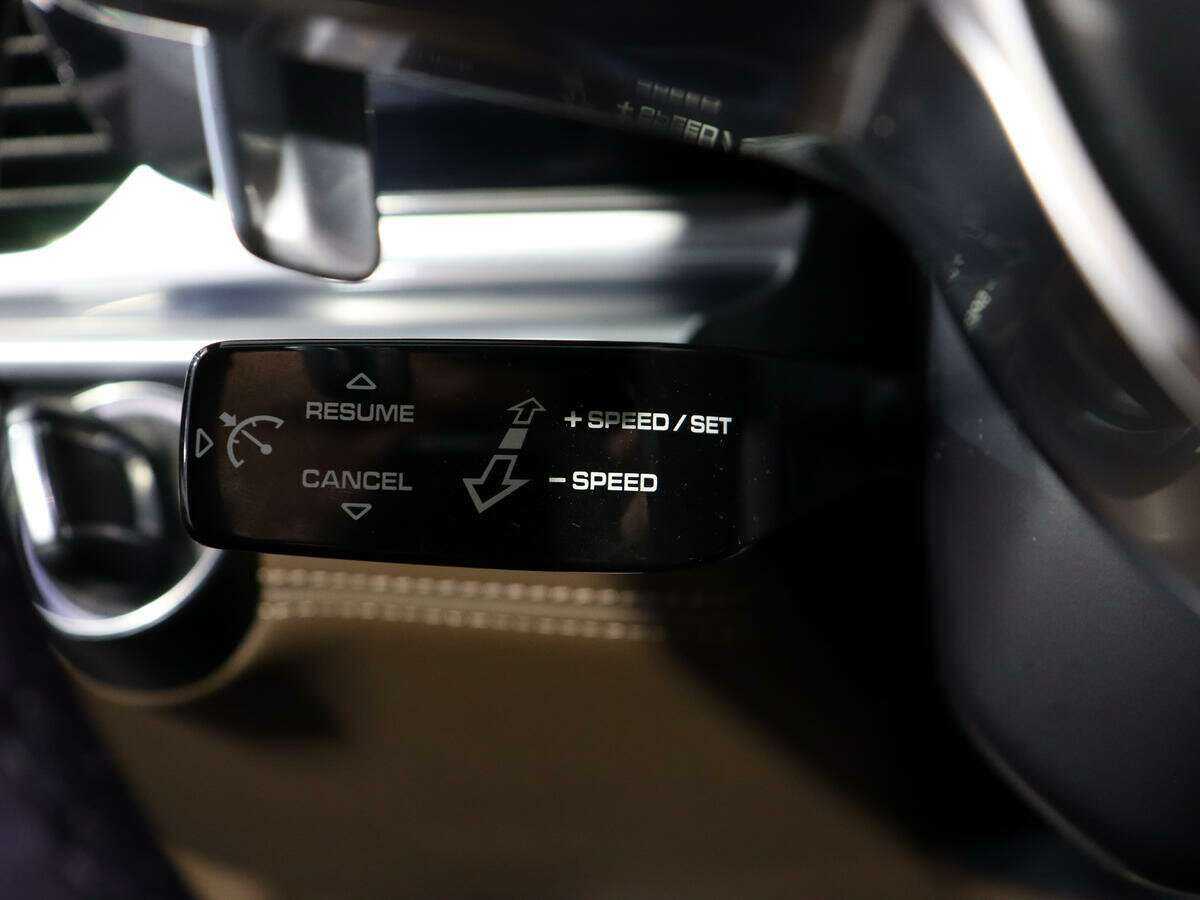 Б/У Порш Панамера 2016 года. Фото: #18