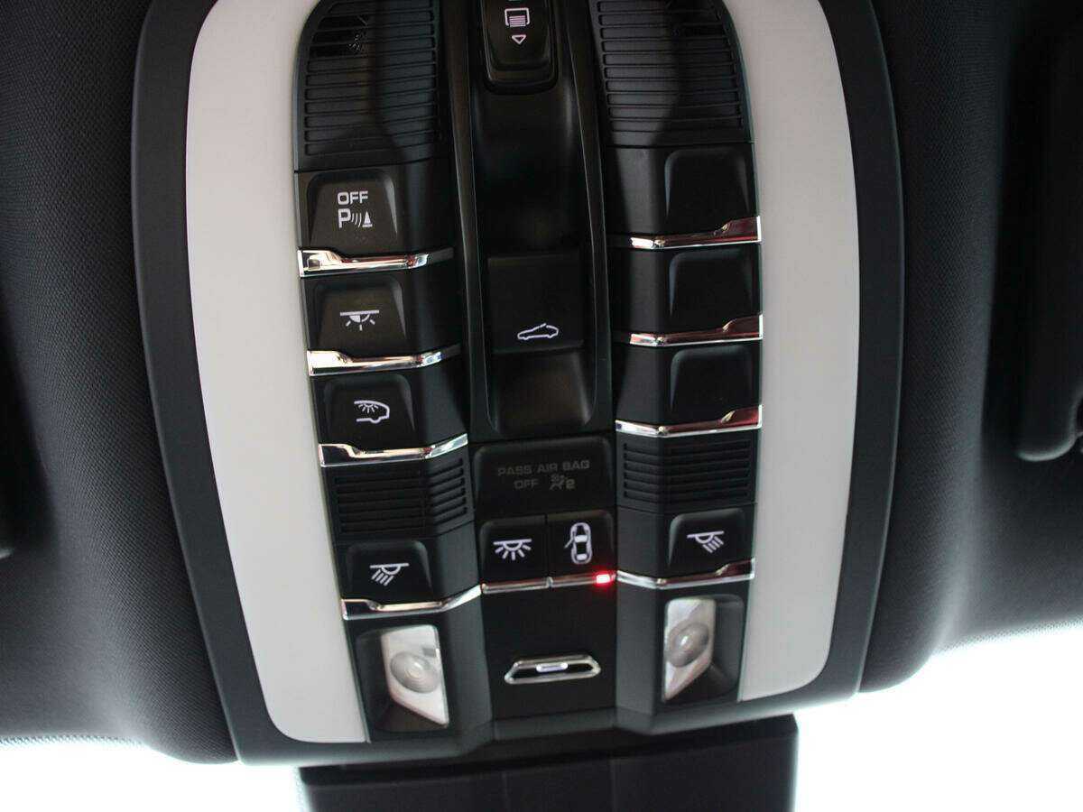 Б/У Порш Макан 2017 года. Фото: #19