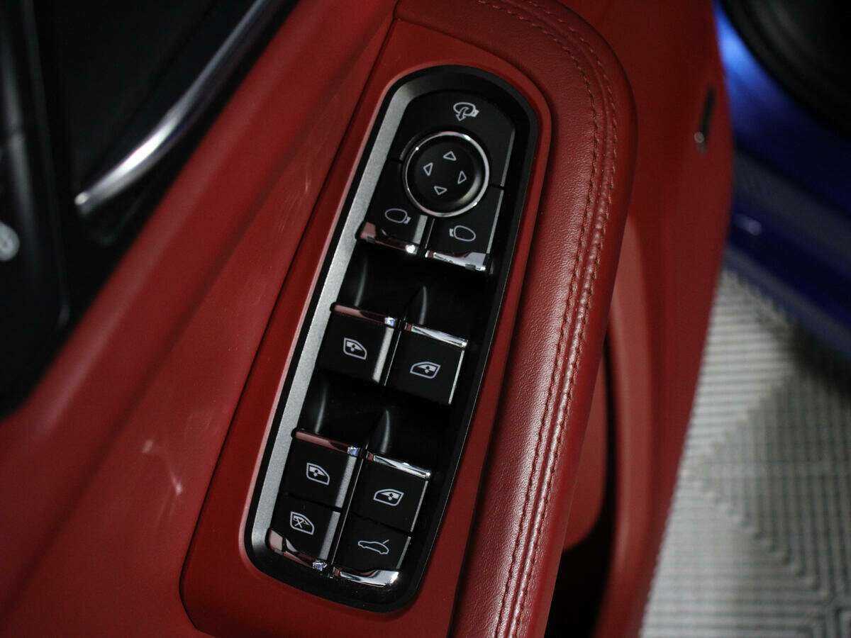 Б/У Порш Макан 2017 года. Фото: #26