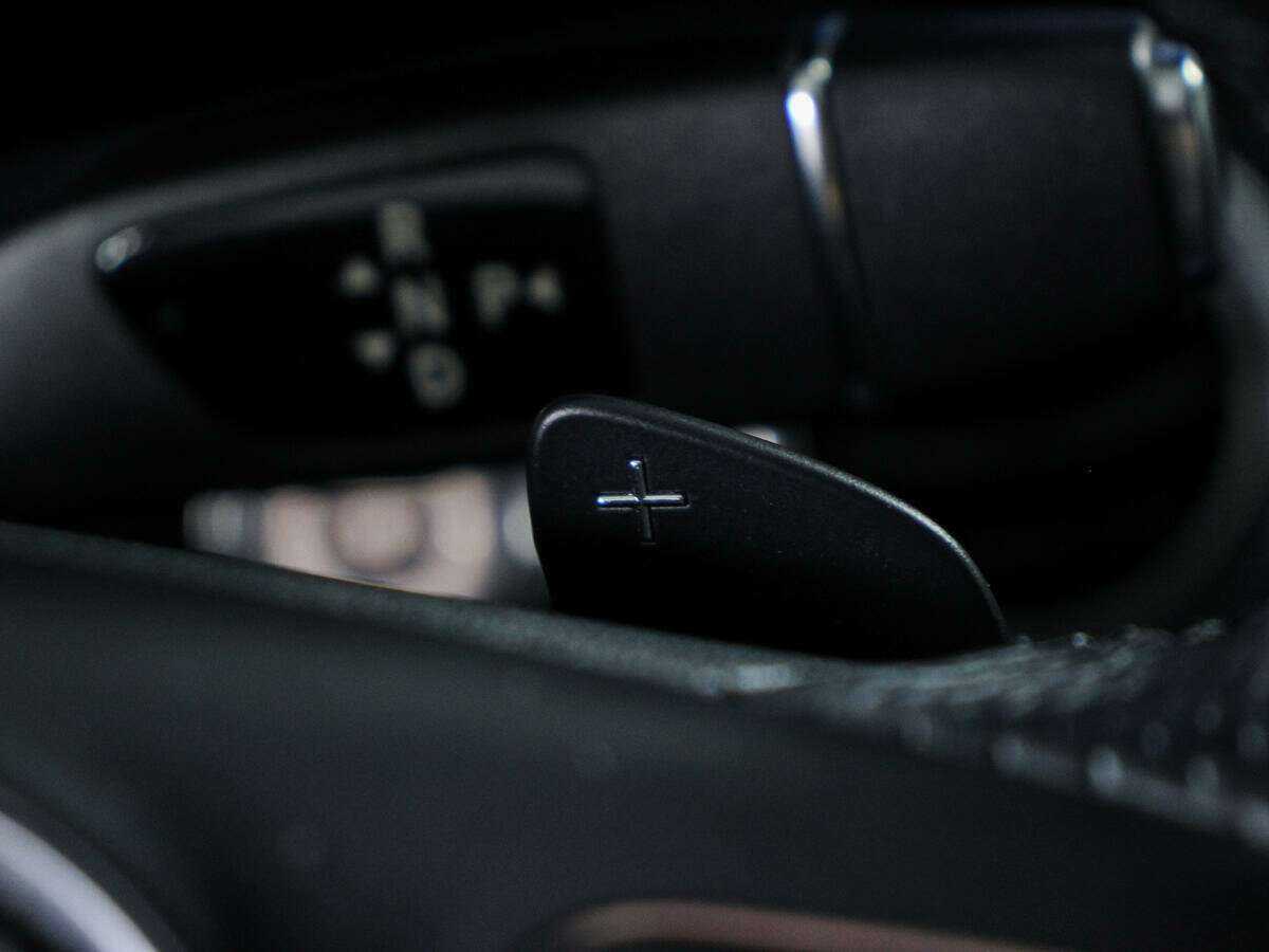 Б/У Мерседес-Бенц Е-Класс 2017 года. Фото: #20