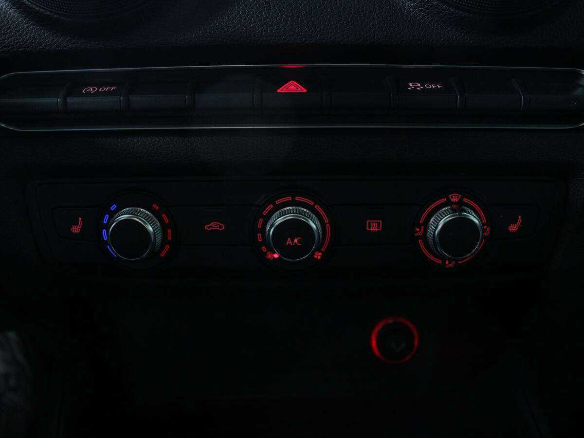 Б/У Ауди А3 2012 года. Фото: #16