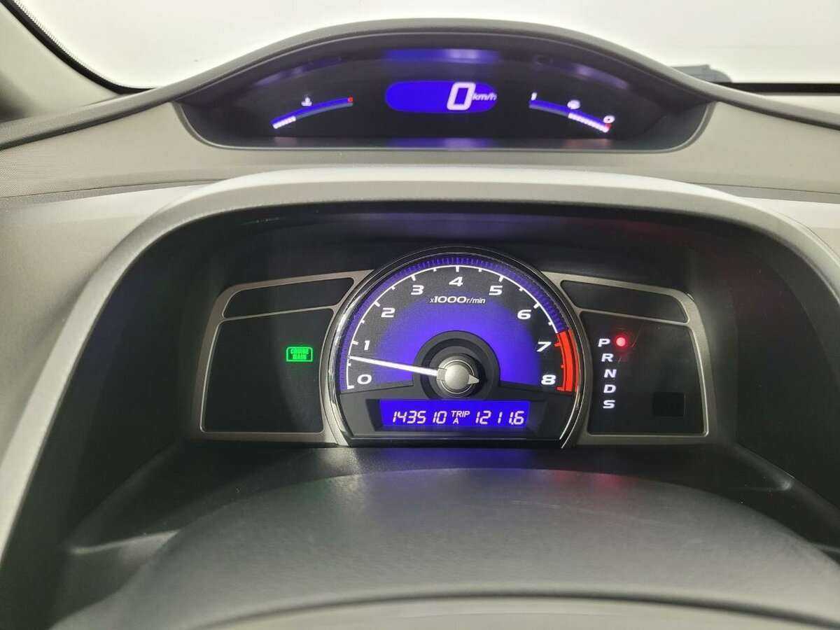 Б/У Хонда Цивик 2007 года. Фото: #8