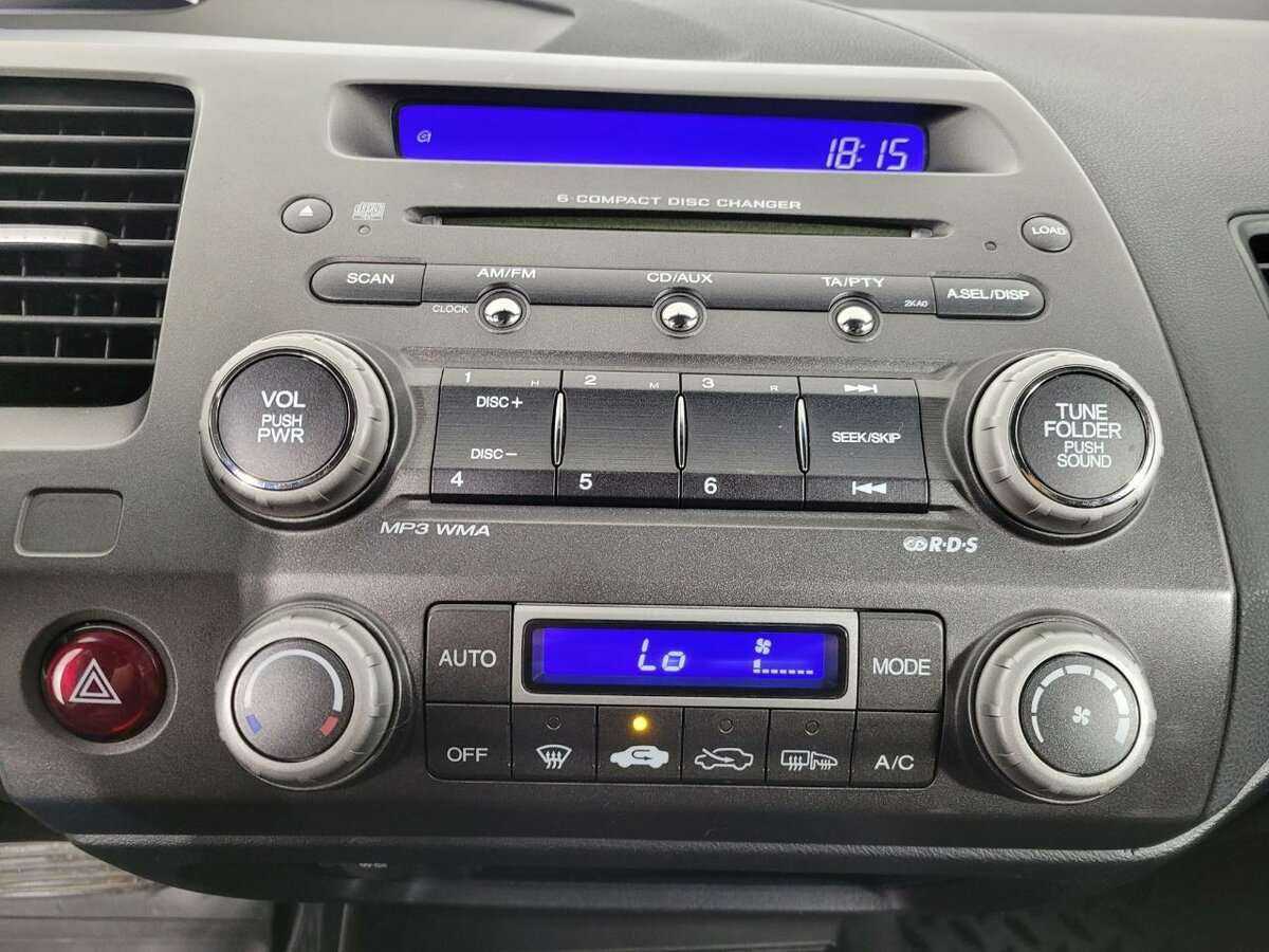 Б/У Хонда Цивик 2007 года. Фото: #9