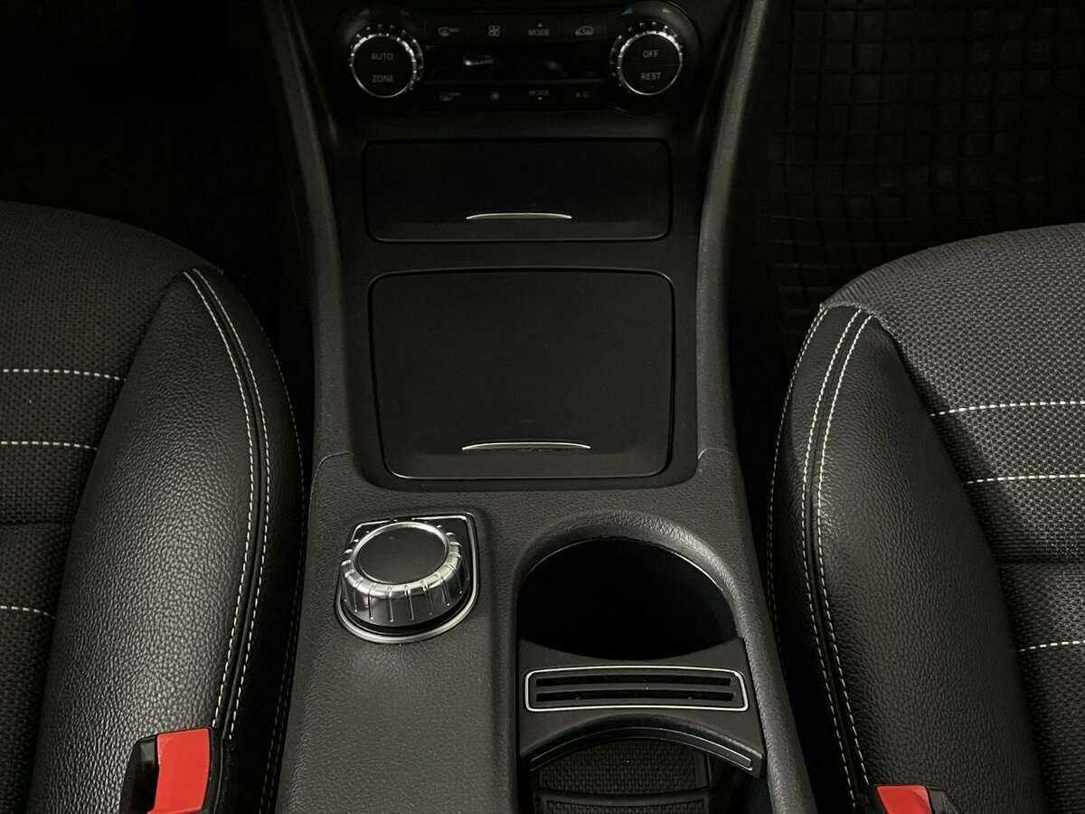 Б/У Мерседес-Бенц КЛА 2014 года. Фото: #12