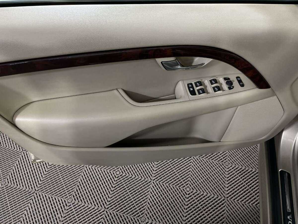 Б/У Вольво С80 2008 года. Фото: #7