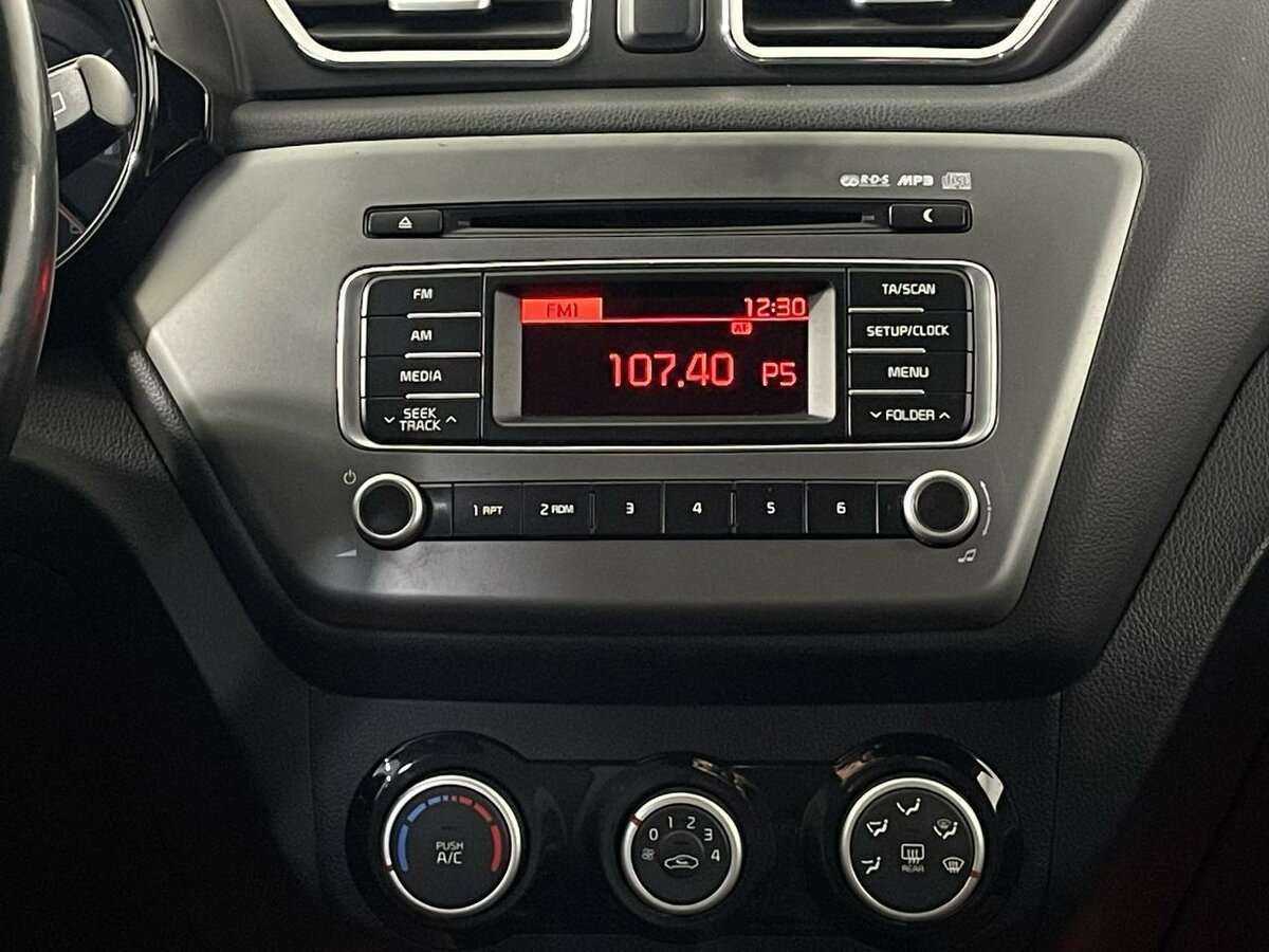 Б/У Киа Рио 2016 года. Фото: #11