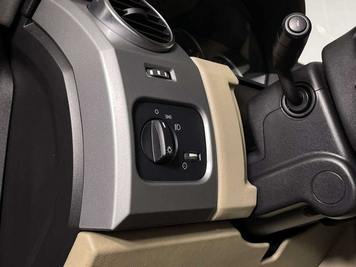 Б/У Лэнд Ровер Дискавери 2008 года. Фото: #8