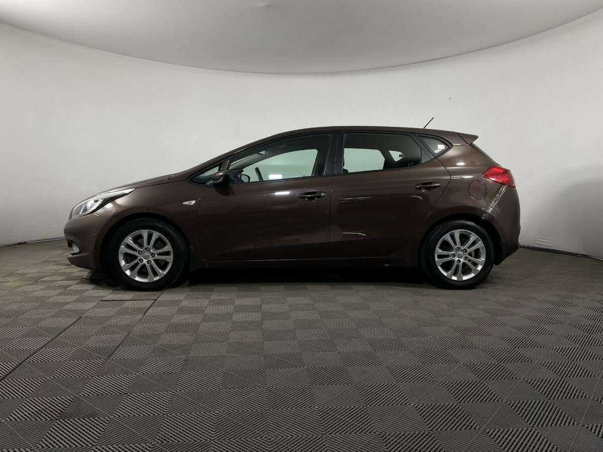 Б/У Киа Сид 2013 года. Фото: #4