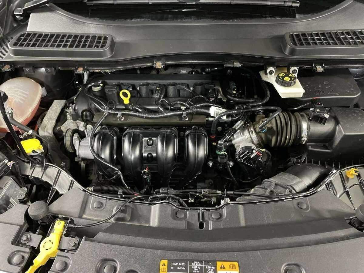 Б/У Форд Куга 2017 года. Фото: #15