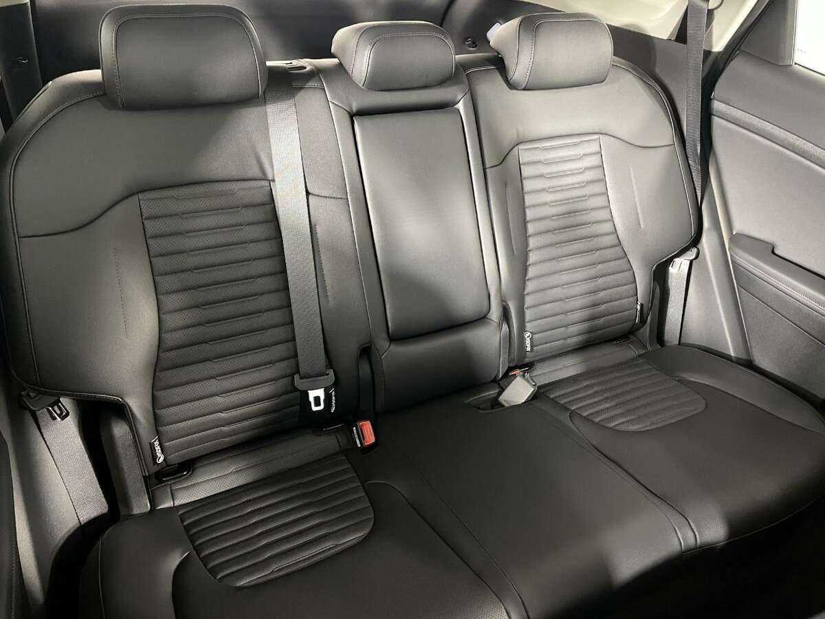 Б/У Киа Спортейдж 2023 года. Фото: #15