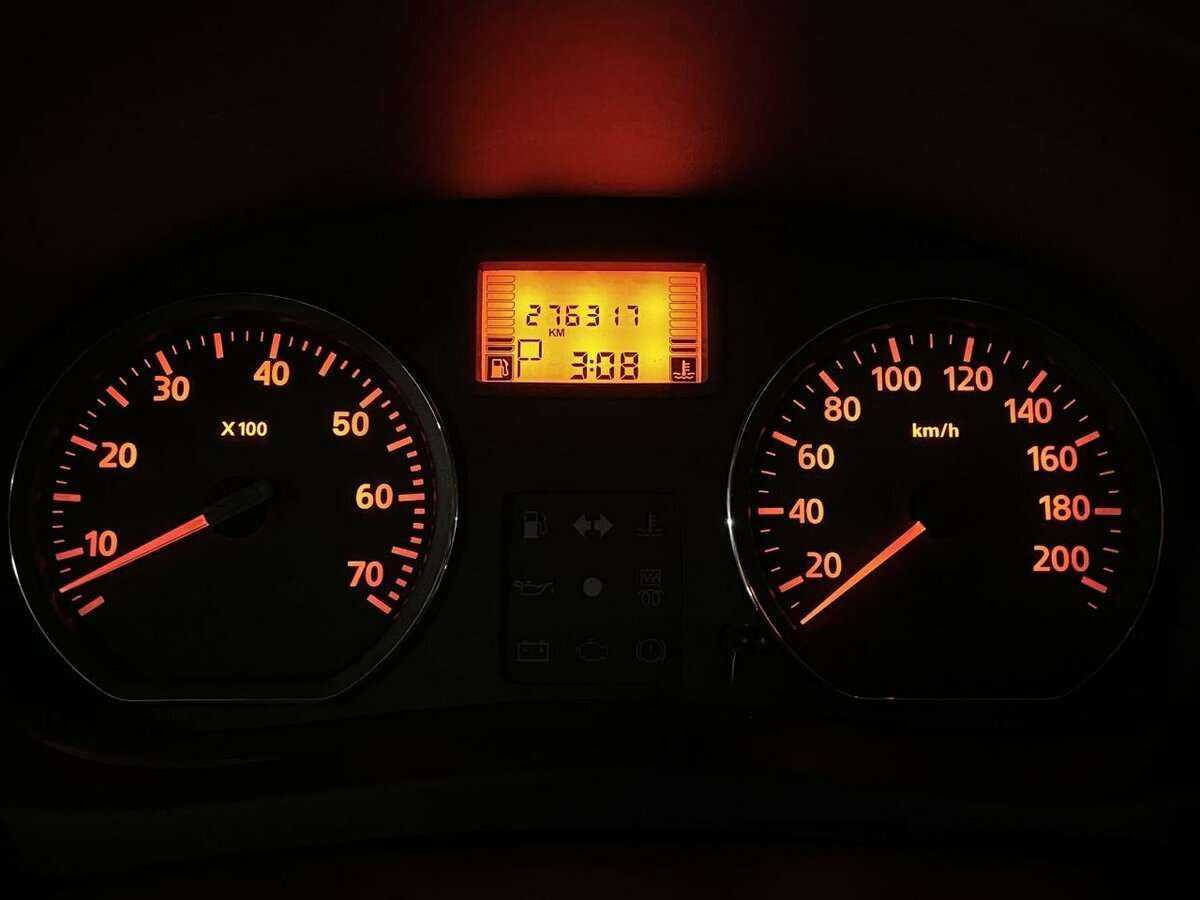 Б/У Ниссан Альмера 2013 года. Фото: #10