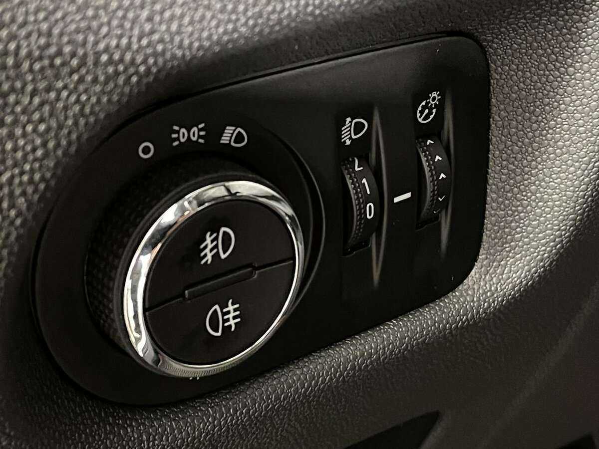 Б/У Опель Корса 2013 года. Фото: #8