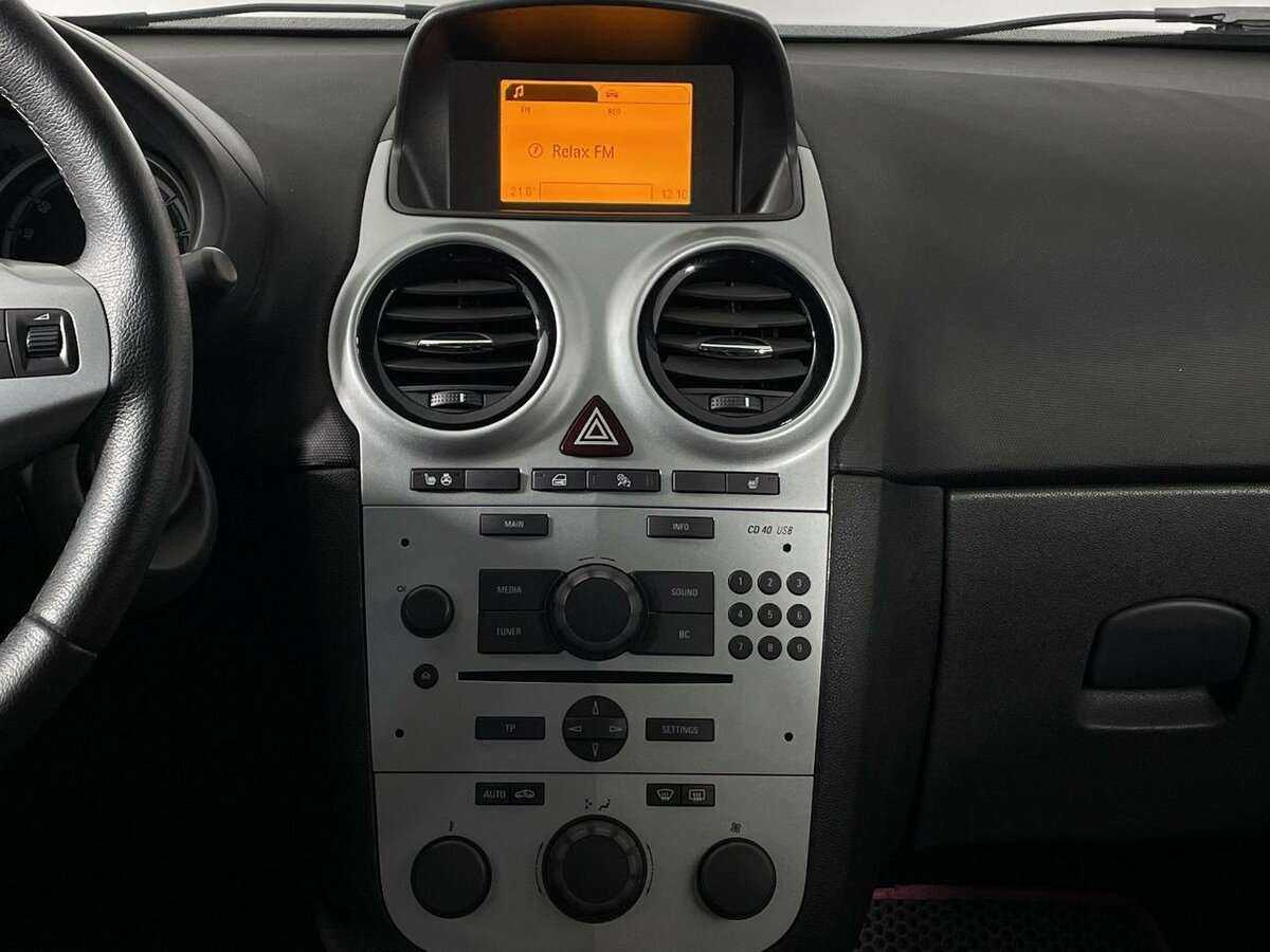 Б/У Опель Корса 2013 года. Фото: #11