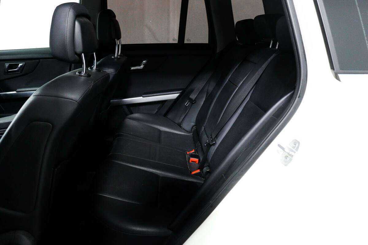 Б/У Мерседес-Бенц ГЛК-Класс 2011 года. Фото: #11