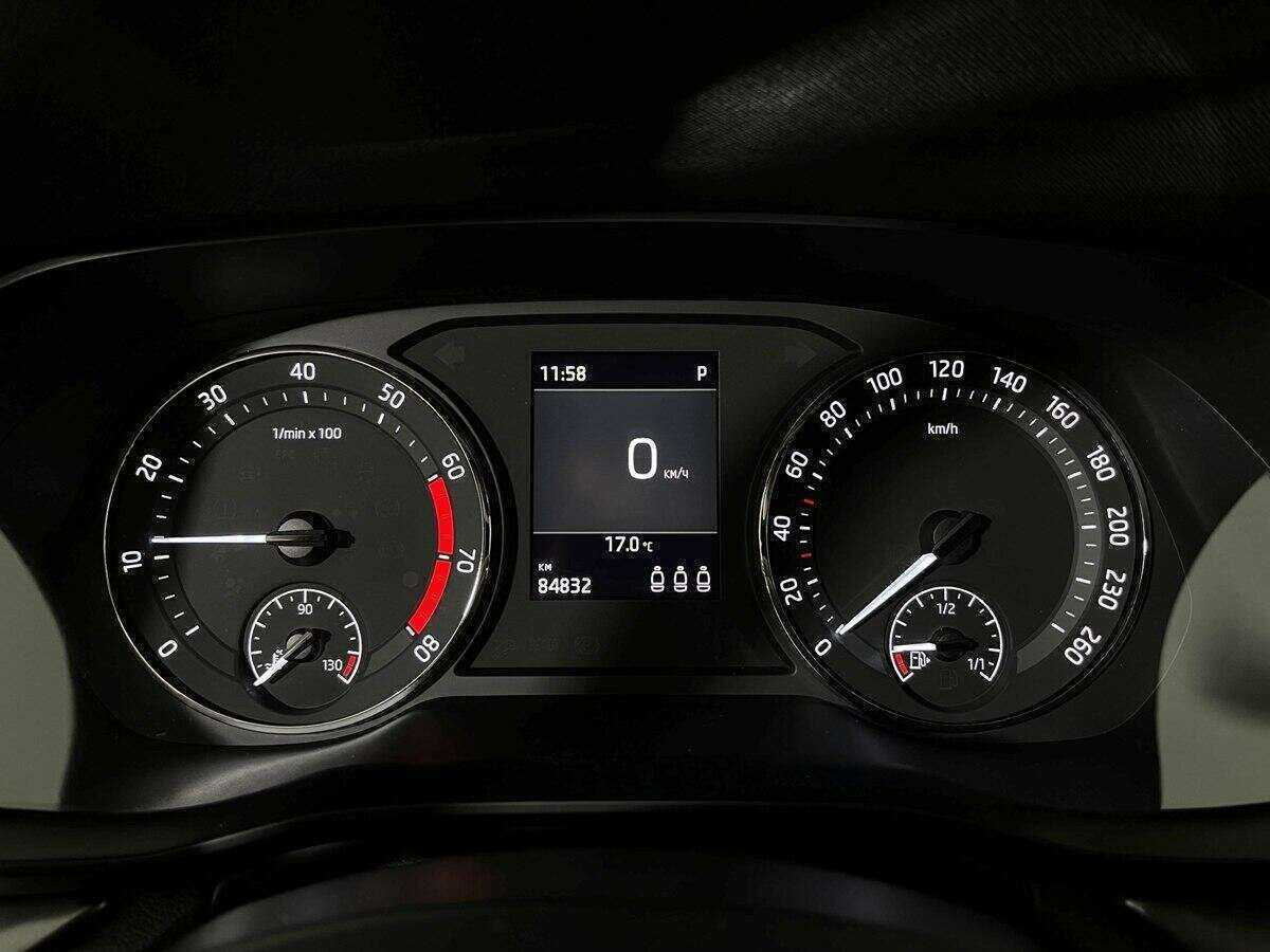 Б/У Шкода Октавия 2021 года. Фото: #9