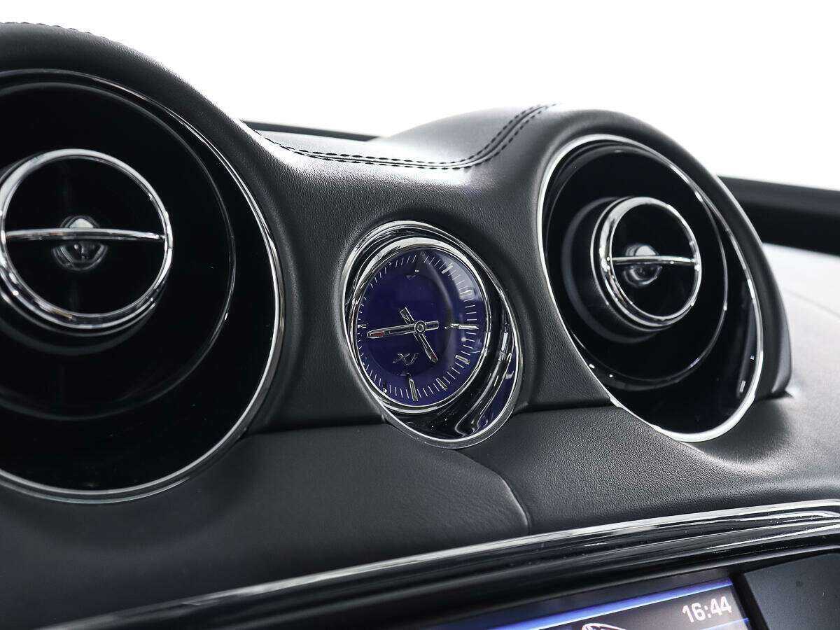 Б/У Ягуар ИксДжи 2013 года. Фото: #15