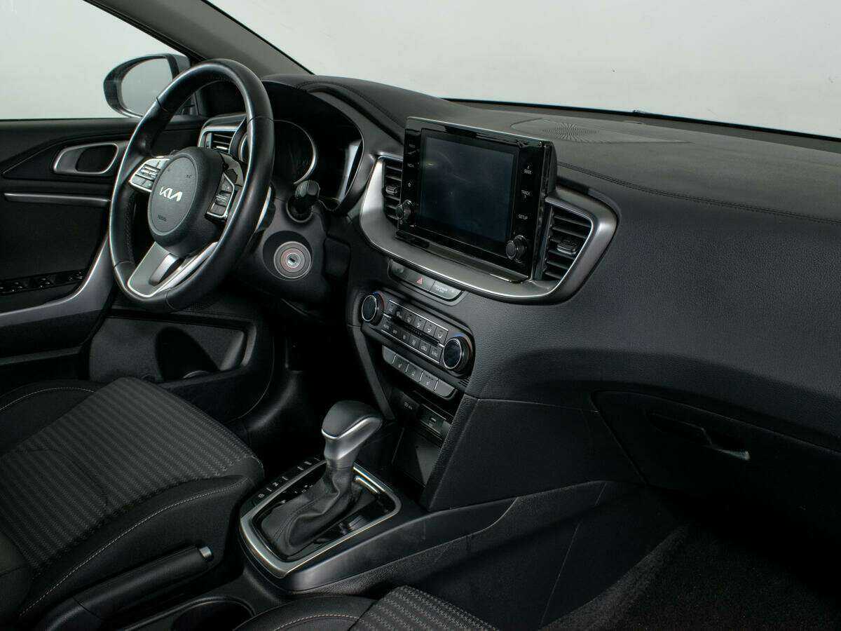 Б/У Киа Сид 2021 года. Фото: #6