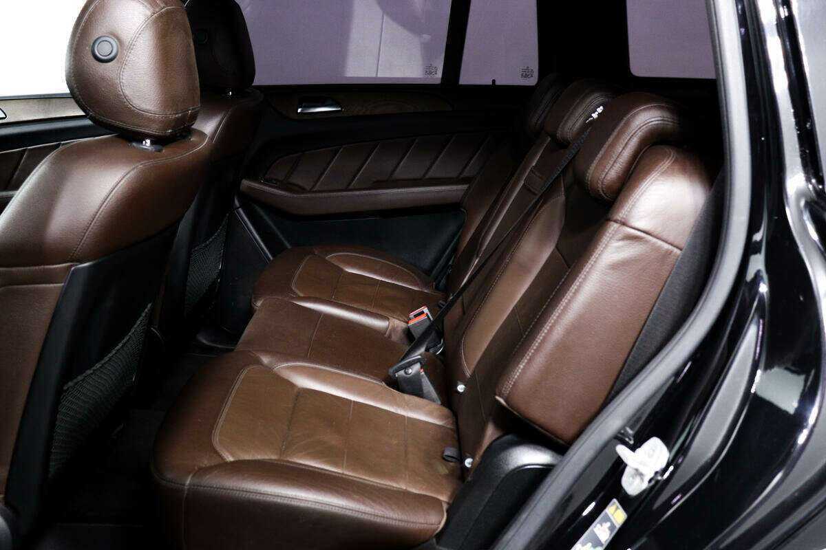 Б/У Мерседес-Бенц ГЛ-Класс 2015 года. Фото: #11