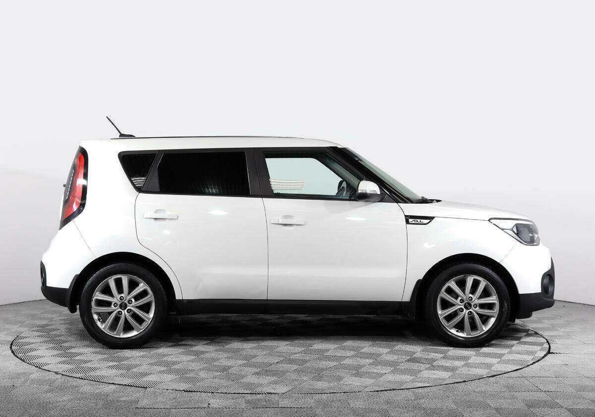 Б/У Киа Соул 2018 года. Фото: #2