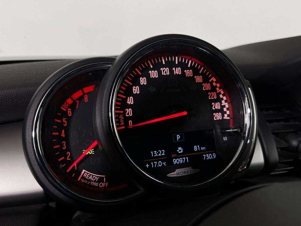 Б/У Мини Хэтч 2018 года. Фото: #10