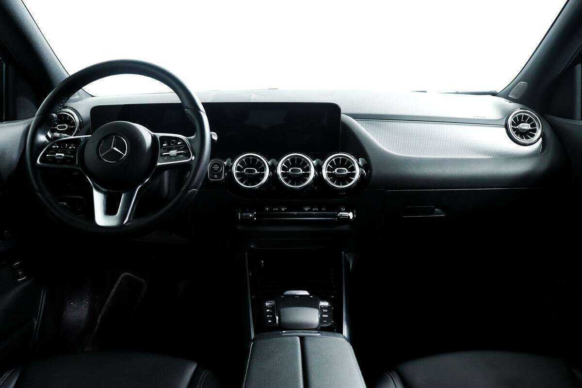 Б/У Мерседес-Бенц ГЛА 2020 года. Фото: #10