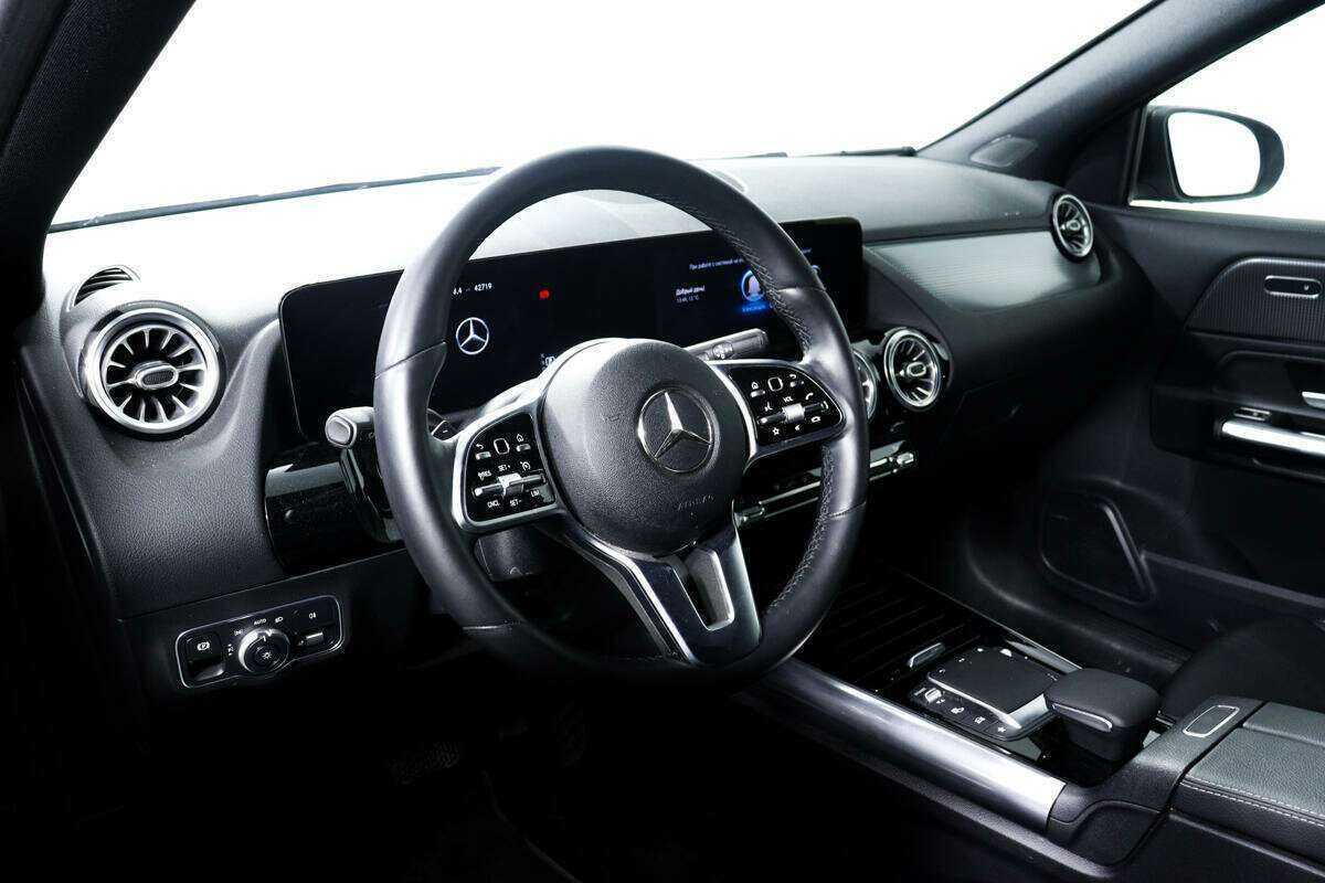 Б/У Мерседес-Бенц ГЛА 2020 года. Фото: #12