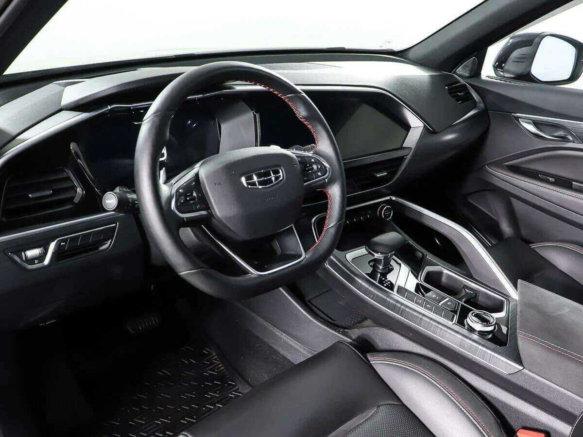 Б/У Джили Тугелла 2023 года. Фото: #13