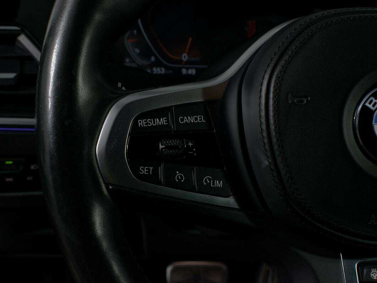 Б/У БМВ 3 серии 2021 года. Фото: #11