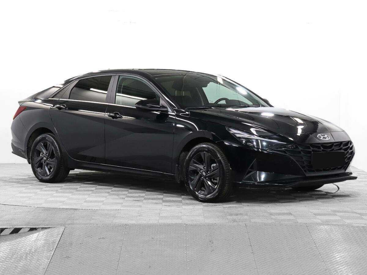 Б/У Хендай Елантра 2021 года. Фото: #2