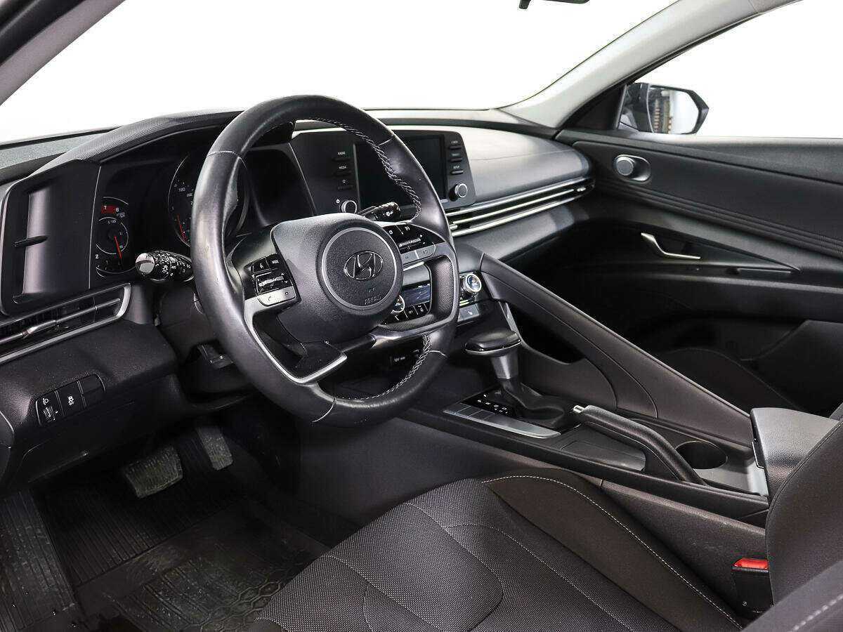 Б/У Хендай Елантра 2021 года. Фото: #12