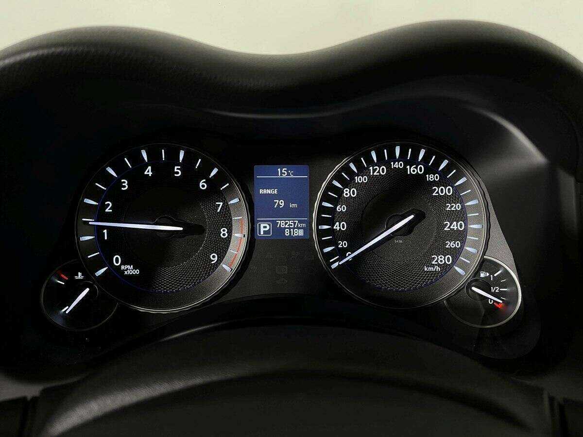 Б/У Инфинити К70 2016 года. Фото: #10