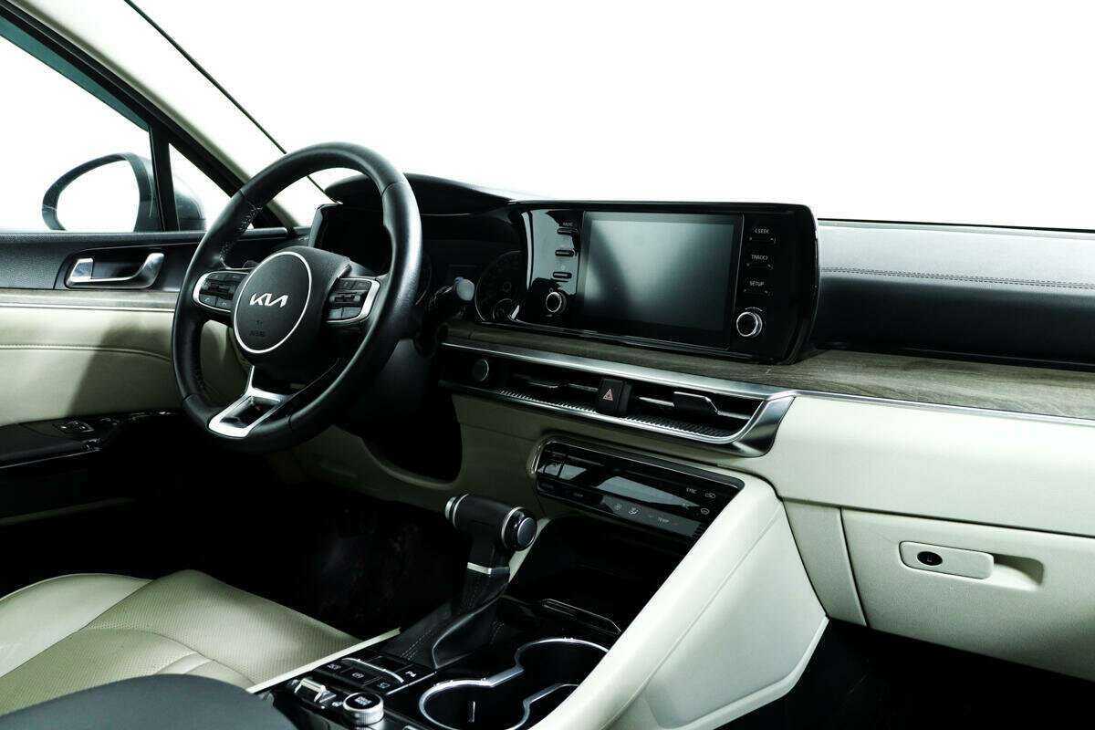 Б/У Киа К5 2021 года. Фото: #8