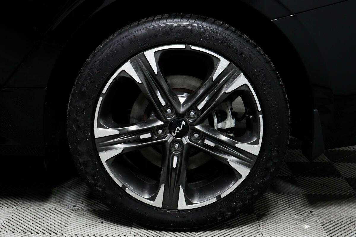 Б/У Киа К5 2022 года. Фото: #13