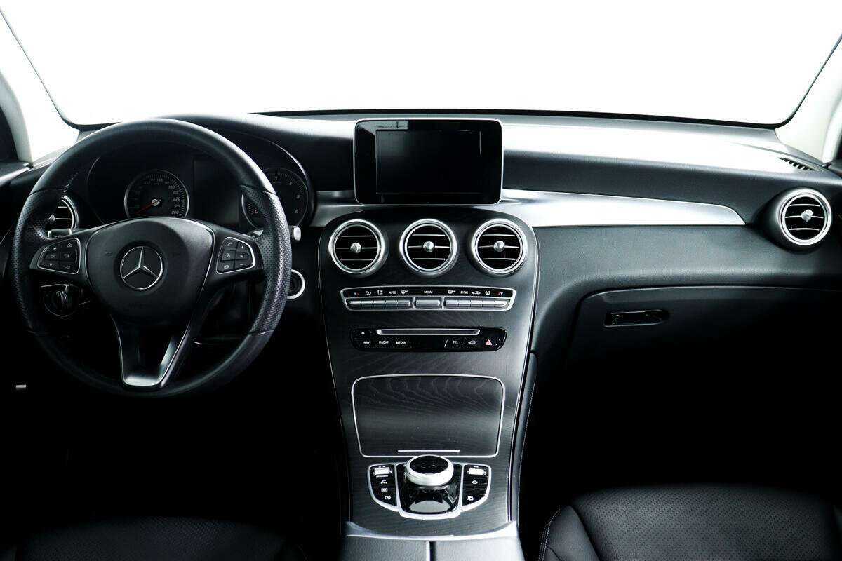 Б/У Мерседес-Бенц ГЛЦ 2018 года. Фото: #10