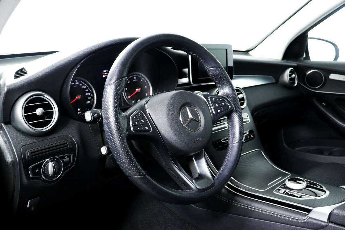 Б/У Мерседес-Бенц ГЛЦ 2018 года. Фото: #12