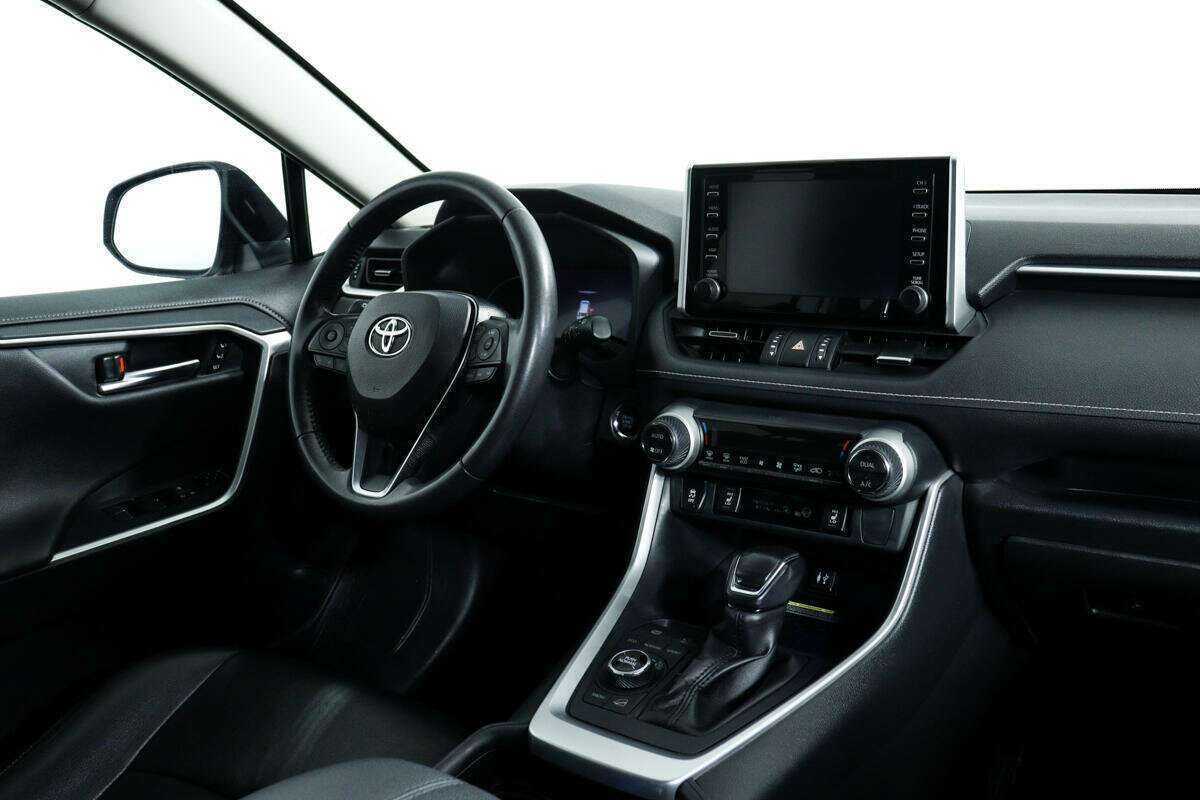 Б/У Тойота Рав4 2020 года. Фото: #8