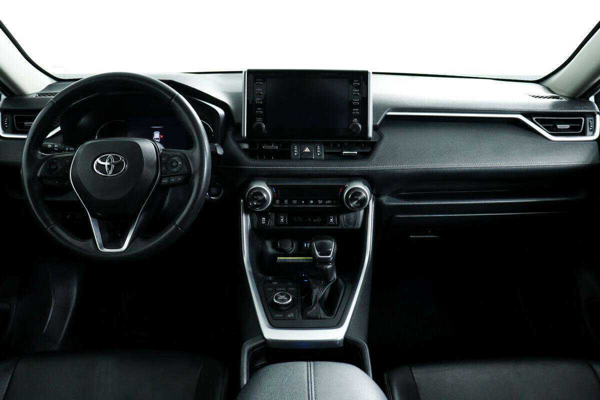 Б/У Тойота Рав4 2020 года. Фото: #10