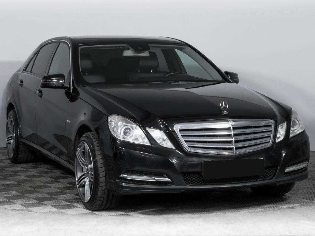 Б/У Мерседес-Бенц Е-Класс 2012 года. Фото: #2