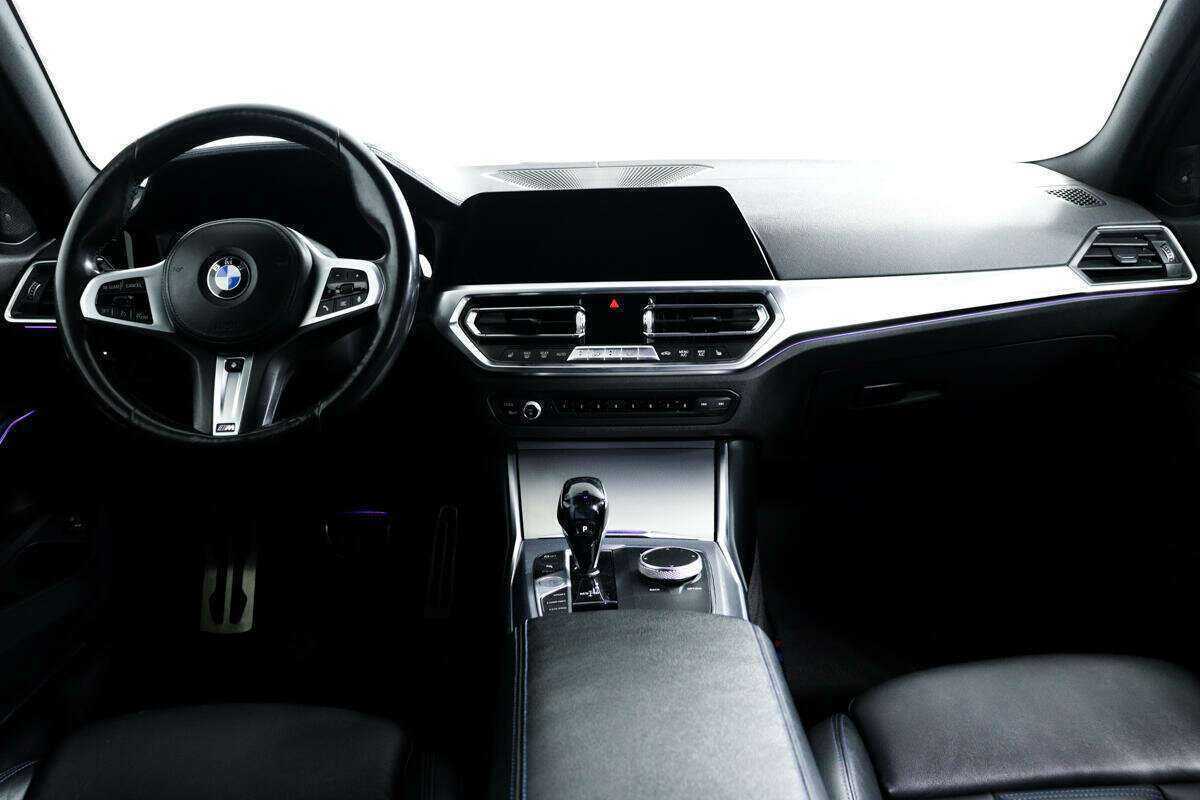 Б/У БМВ 3 серии 2019 года. Фото: #10