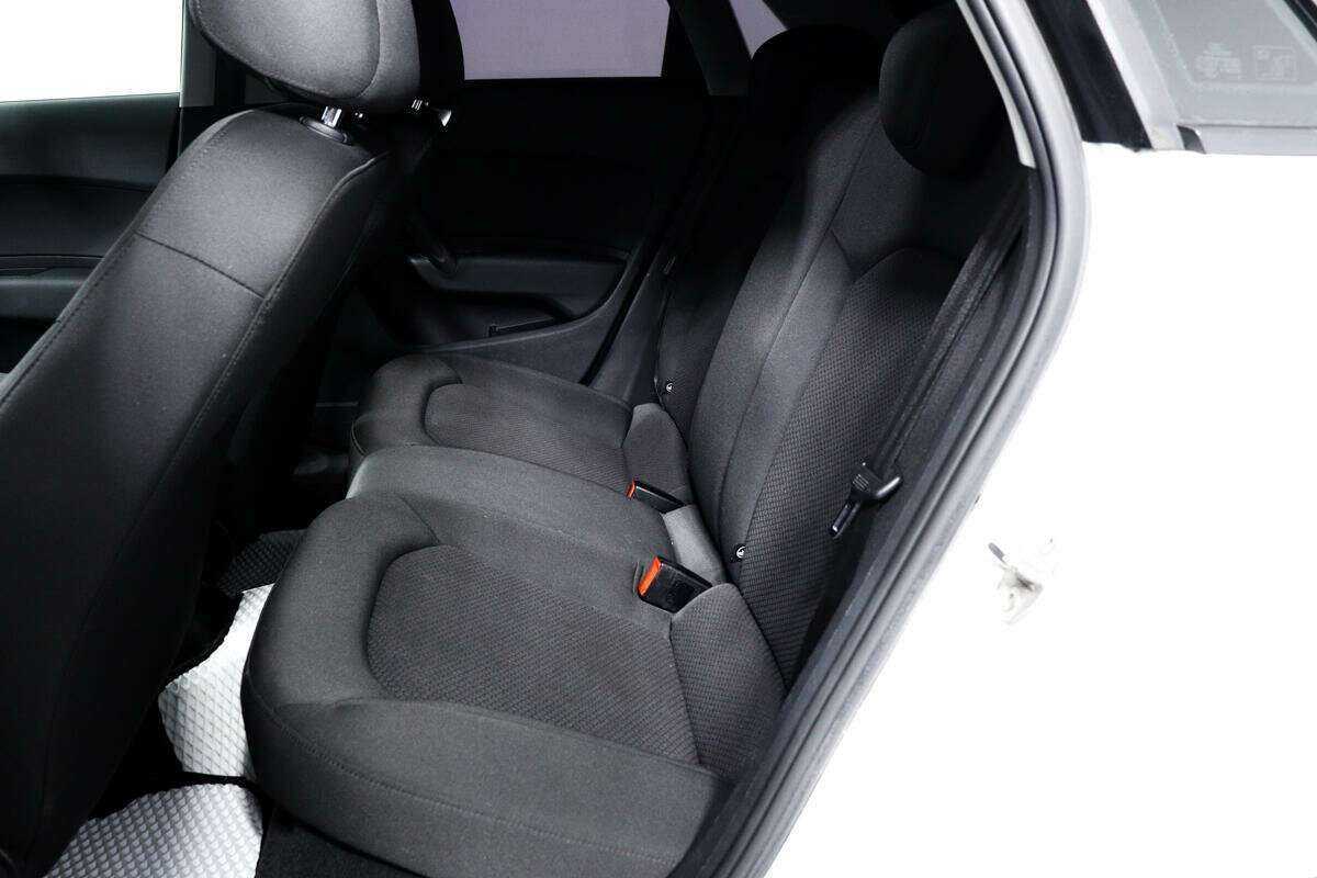 Б/У Ауди А1 2013 года. Фото: #11