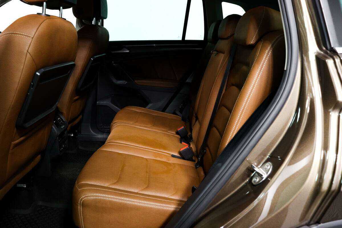 Б/У Фольксваген Тигуан 2020 года. Фото: #11