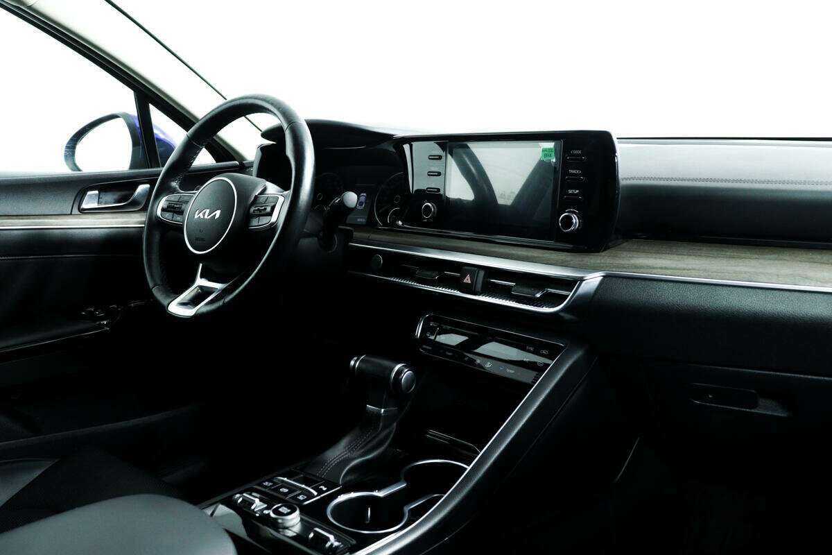 Б/У Киа К5 2021 года. Фото: #8