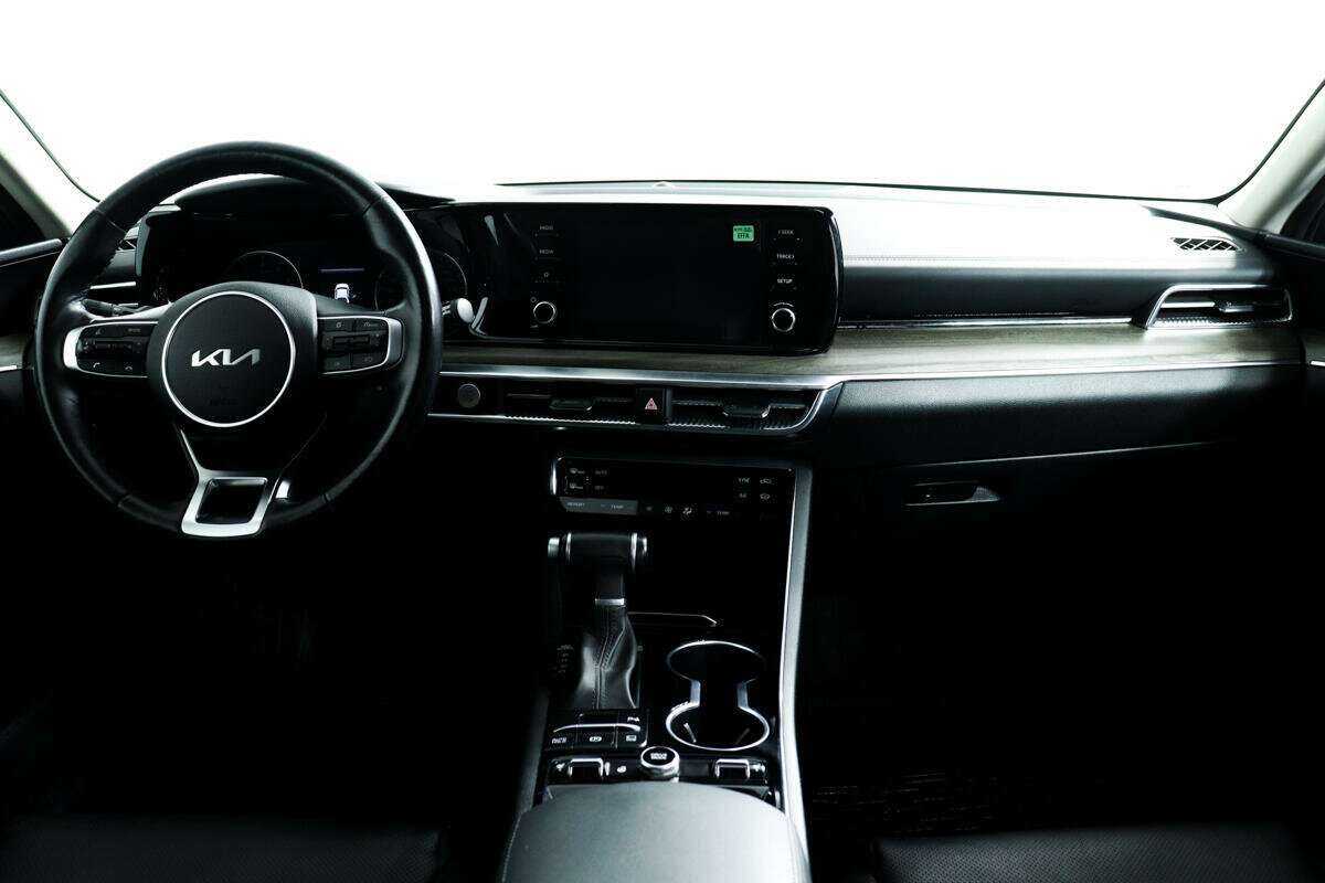 Б/У Киа К5 2021 года. Фото: #10